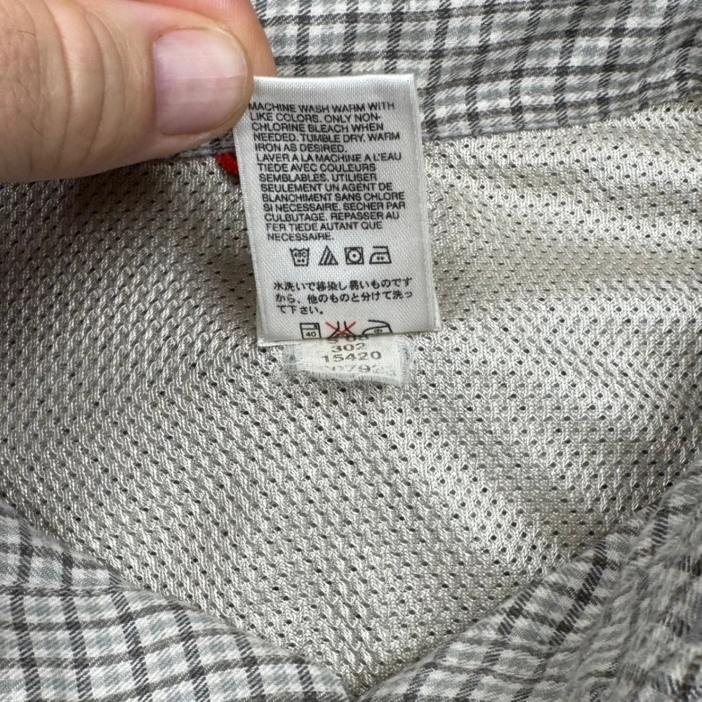 The North Face Button Down Shirt Large Gray Plaid Outdoor Hiking L/G (2178)